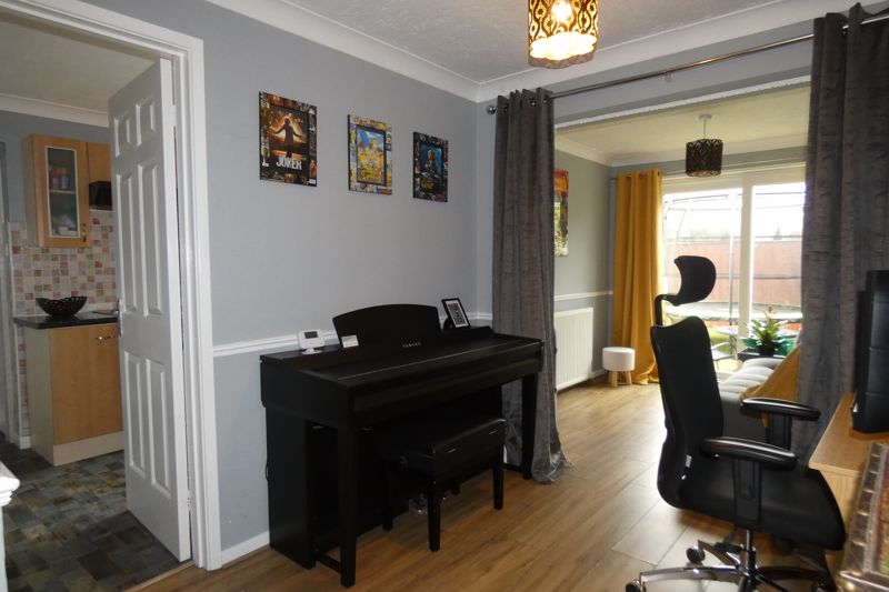 Extended Dining Room- click for photo gallery